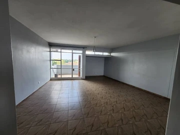 3 Bedroom Flat & Apartment