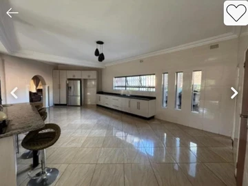 6 Bedroom House