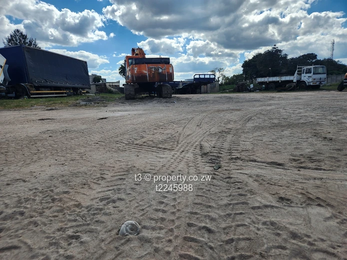  Industrial Stand 3,684m² in Ruwa — Tarred Roads & Water