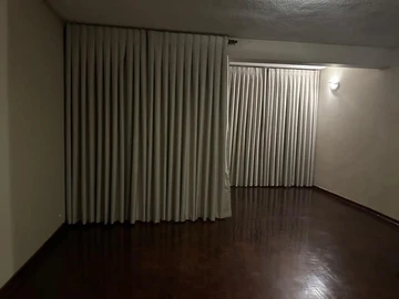 2 Bedroom Garden Flat