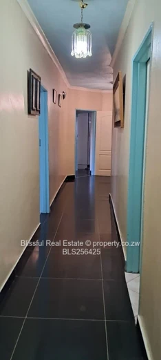5bedroom house for sale in Chadcombe, Harare