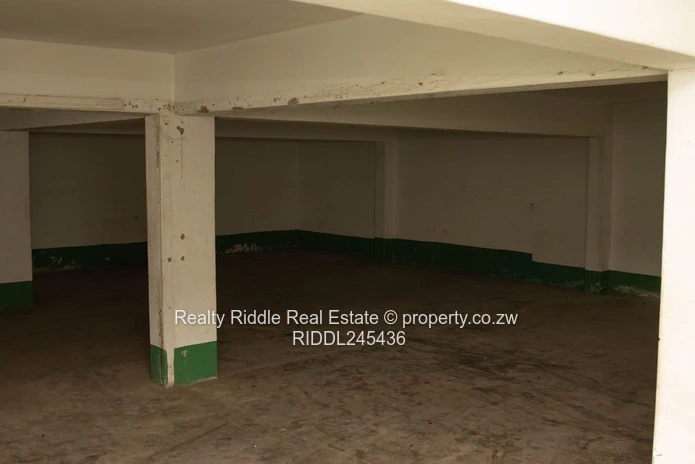 Mutare CBD Hotel & Retail - 2-Storey with Borehole