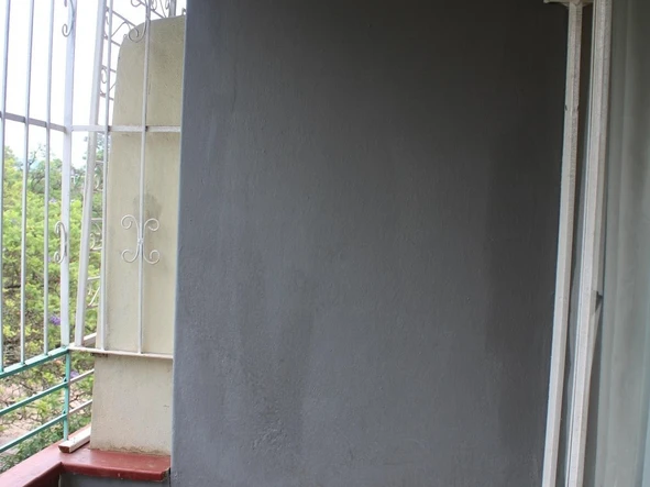 2 Bedroom Flat & Apartment