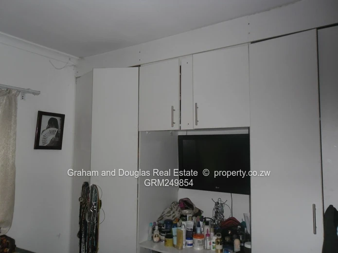 Marlborough Garden Flat/Cluster For Sale