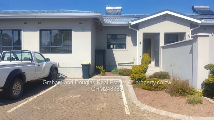 Greendale close to Food Lovers cluster house to rent