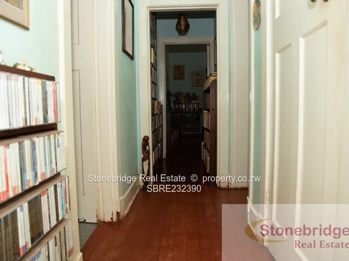 3 Bedroom House for Sale in Suburbs