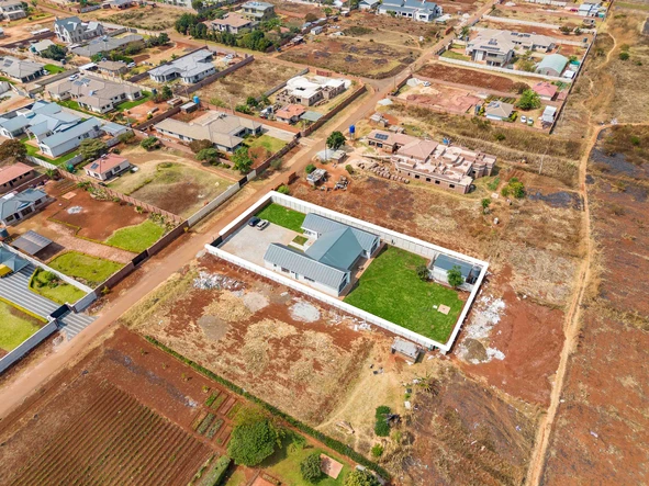 5 Bedroom House