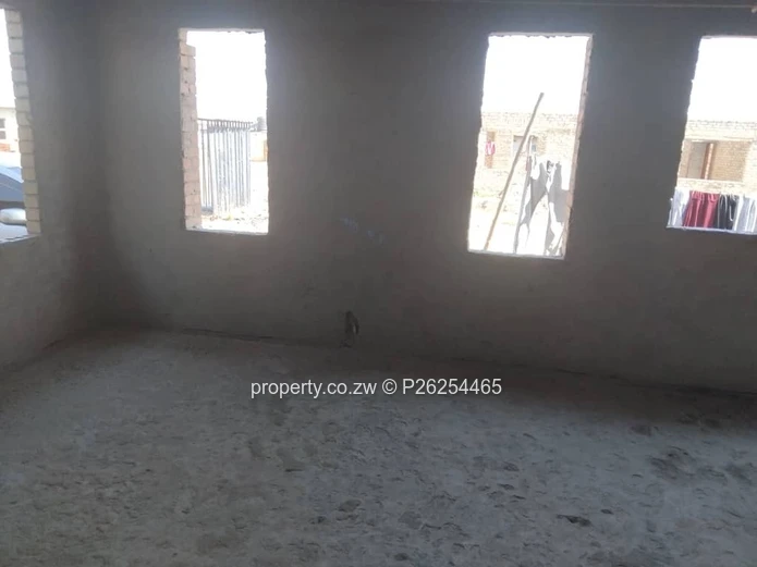 An incomplete 4 bedroomed house for sale in Fidelity Southview park