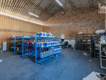 Warehouse & Factory