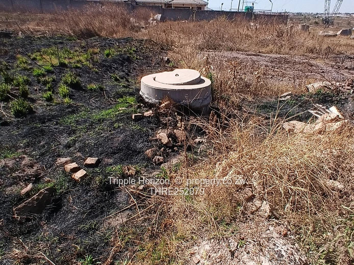 908m² Stand with Tarred Road, Sewer & Water – Zimre Park
