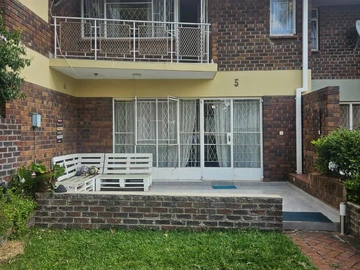 2 Bedroom Garden Flat