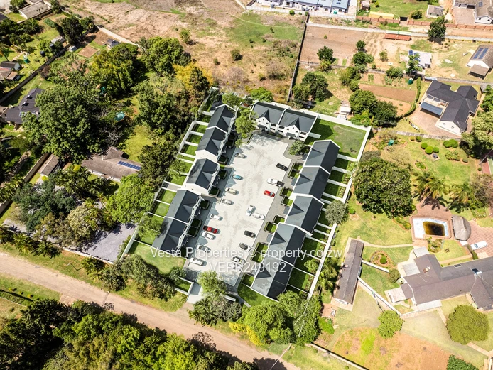 Modern 2-Bed Townhouse in The Grange - Gated + Parking