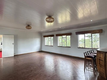 6 Bedroom House