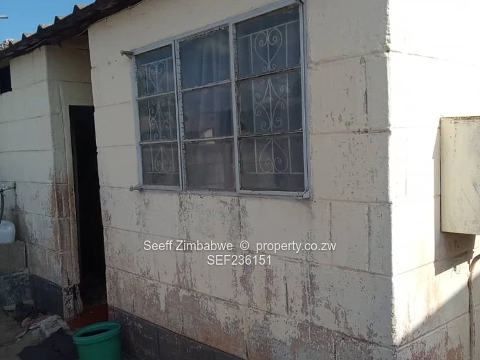 Mabvuku 2-Bed Block Home with Parking & Yard