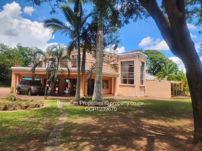 Stately Borrowdale 6-Bed Home — Pool, Borehole & Gardens