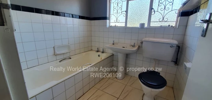 Waterfalls Prospect House To Let