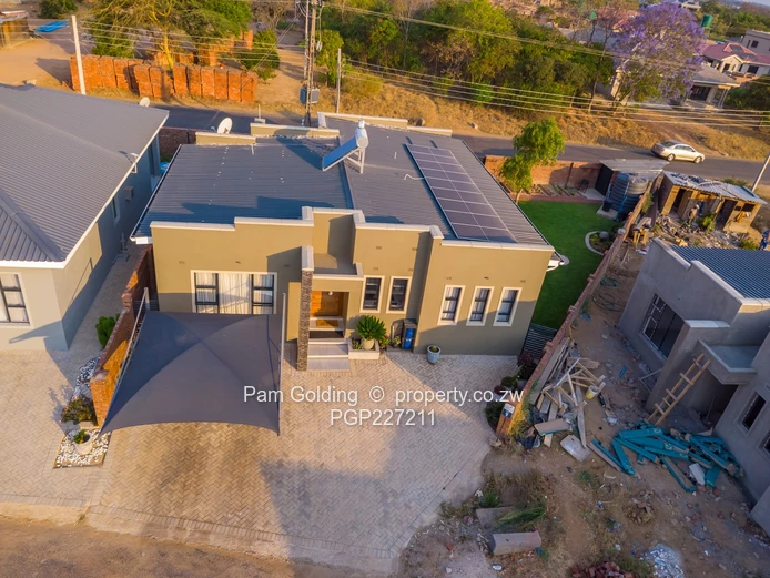 Newly Built Cluster In Exclusive Gated Community