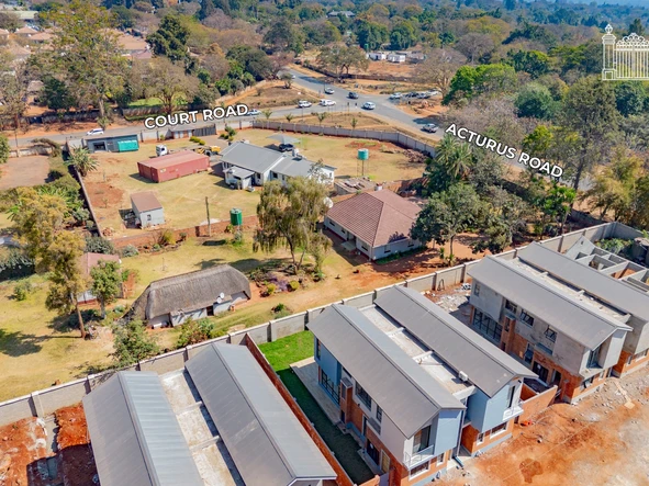 12 Unit Townhouse Complex