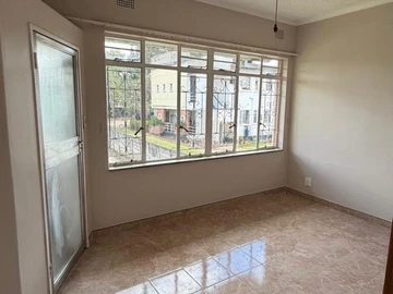 3 Bedroom Garden Flat
