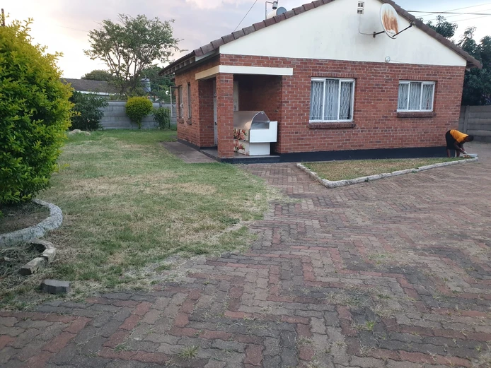 Msasa Park house to rent 