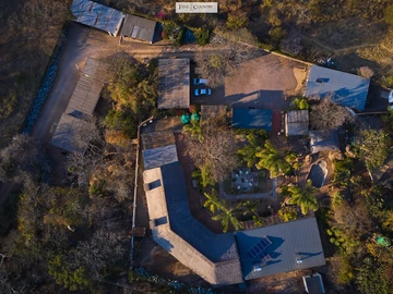 6 Bedroom House