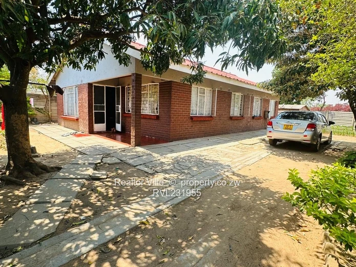 4-Bedroom House for Sale – Mabvuku Tafara