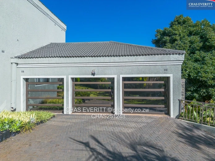 Fully Furnished Double Storey To Let in Brookeview 