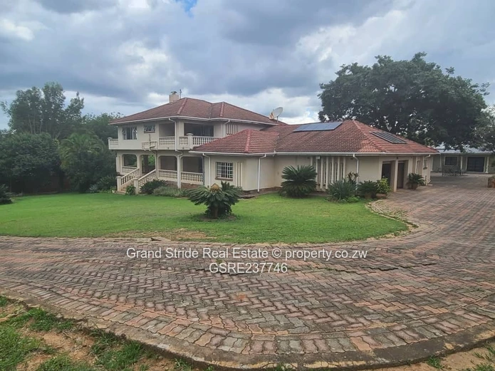 Stunning 6-bedroom double-story home for sale in Glenlorne 