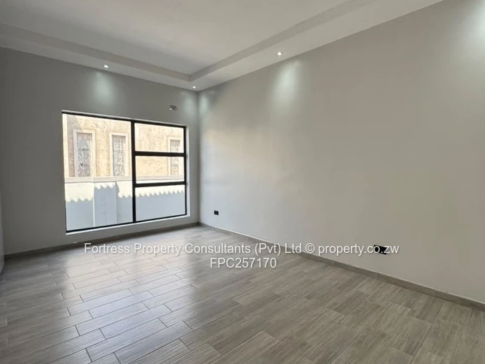 Brand New 4-Bed House in Arlington East
