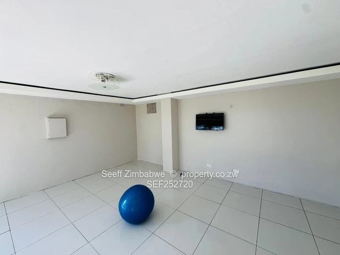 Prime Glen Lorne Property:: 4-Bed Home For Sale
