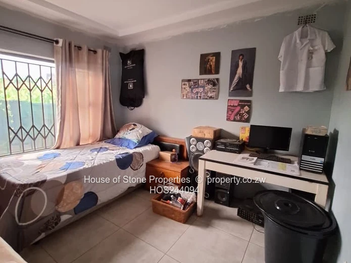 Spacious 5 Bedroom Family Home in Mazowe 