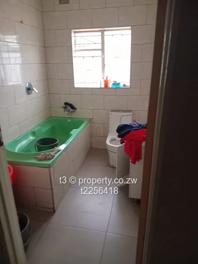 Zimre Park | House For Sale