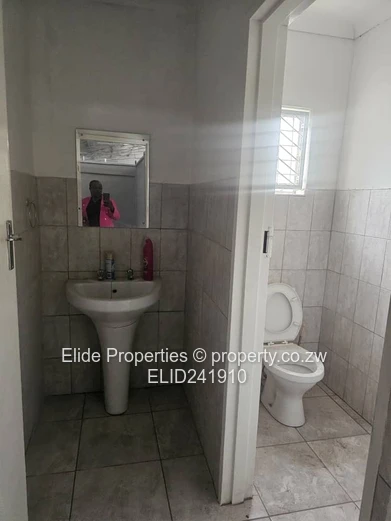 Msasa, Harare East: 350m² Warehouse/Factory – Shelving & Toilets (Sole Mandate)