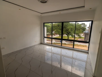 6 Bedroom Townhouse Complex