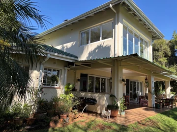 Immaculate 4 bedroom cluster in the prestigious Brooke Golf Estate 
