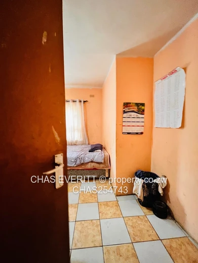 Zimre Park 3 Bedroomed House For Sale