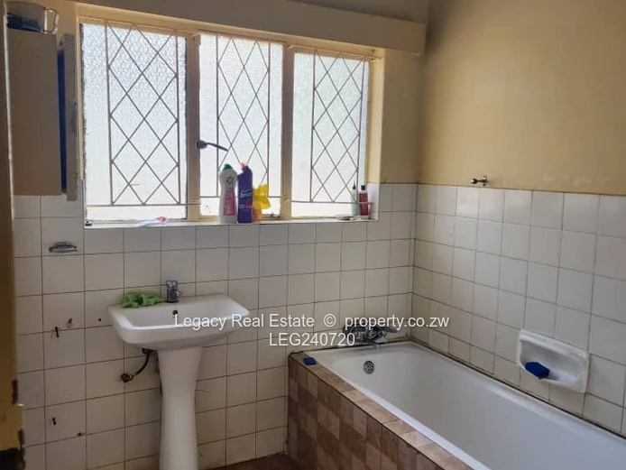 Premium Mount Pleasant Property To Let – Solar Geyser Included