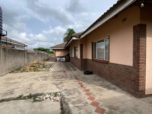 4 Bedroom Townhouse Complex