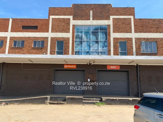 Eastlea Warehouse/Factory  in a prime location