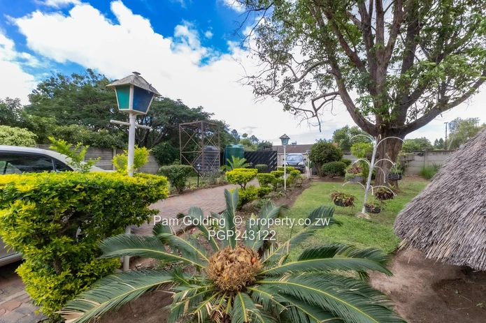 Avonlea Gem Awaits! Spacious 4-Bedroom Home (Sole Mandate)