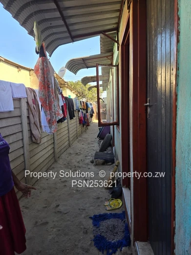 Highfield (Western Triangle) House for Sale