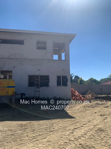 Paradise In Quinnington, Incomplete 5 Bed Duplex to compete to your taste (Sole Mandate)