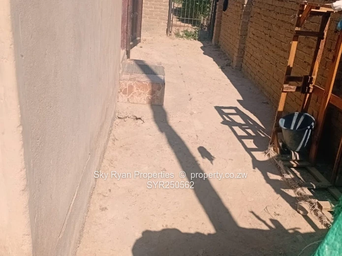 Masvingo, Victoria Range House For Sale