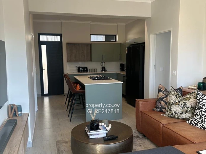 Modern Fully Furnished 2-Bed with Open-Plan Kitchen - Vainona (Borehole)
