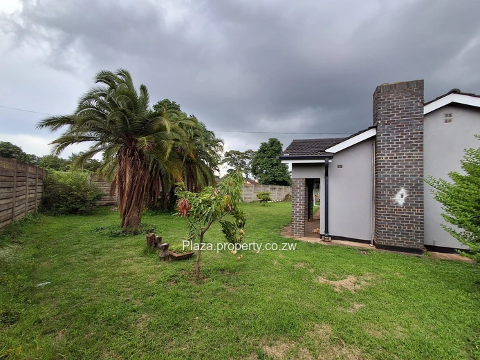 Strategically Located 4-Bedroom Family Home with Cottage – Sunridge, Harare Drive Frontage