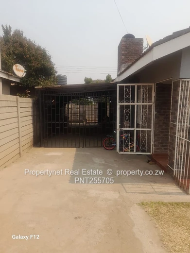 Solid neat family home!!!