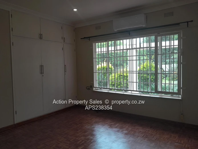 4 Bed House With Cottage To Rent Borrowdale $3000