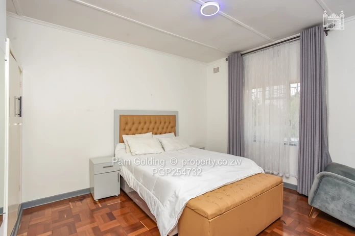 Charming 2-bedroom flat along Ceres Road (Sole Mandate)