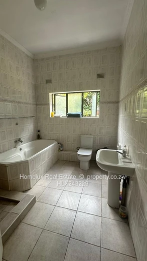 Modern 4-Bedroom Duplex Townhouse for Sale in Greystone Park – $270,000