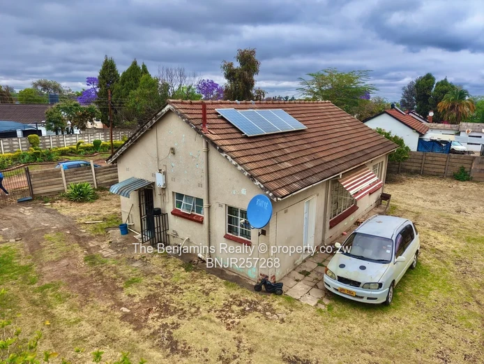 3 Bed House For Sale In Greencroft